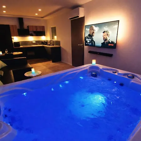 Zen Spa-4 Pers-jacuzzi-parking-clim-colmar Apartament *